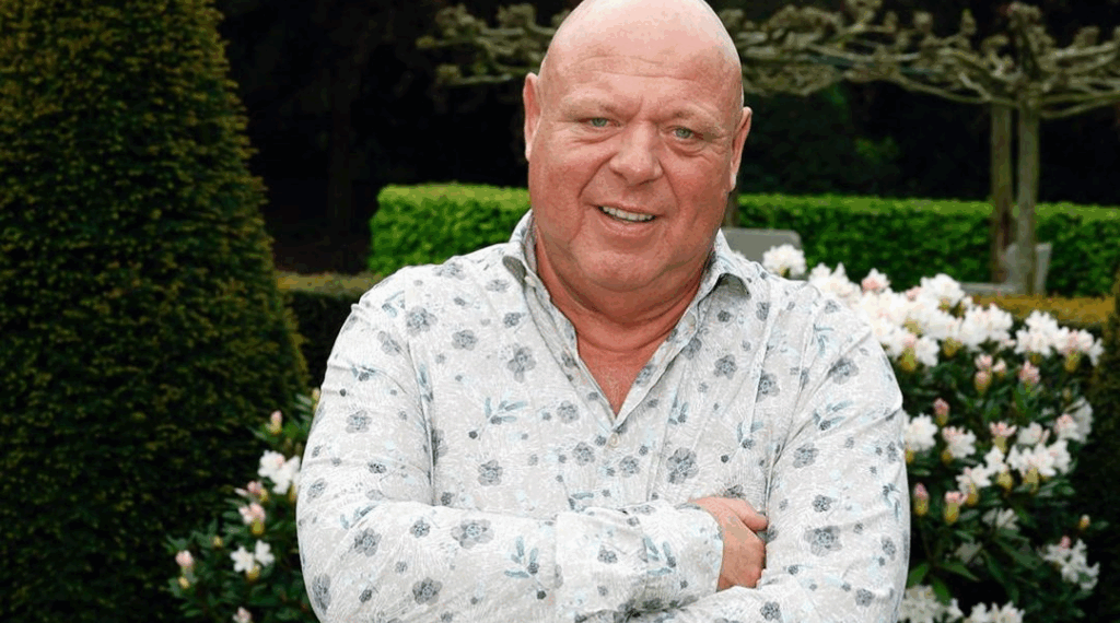 Peter Gillis