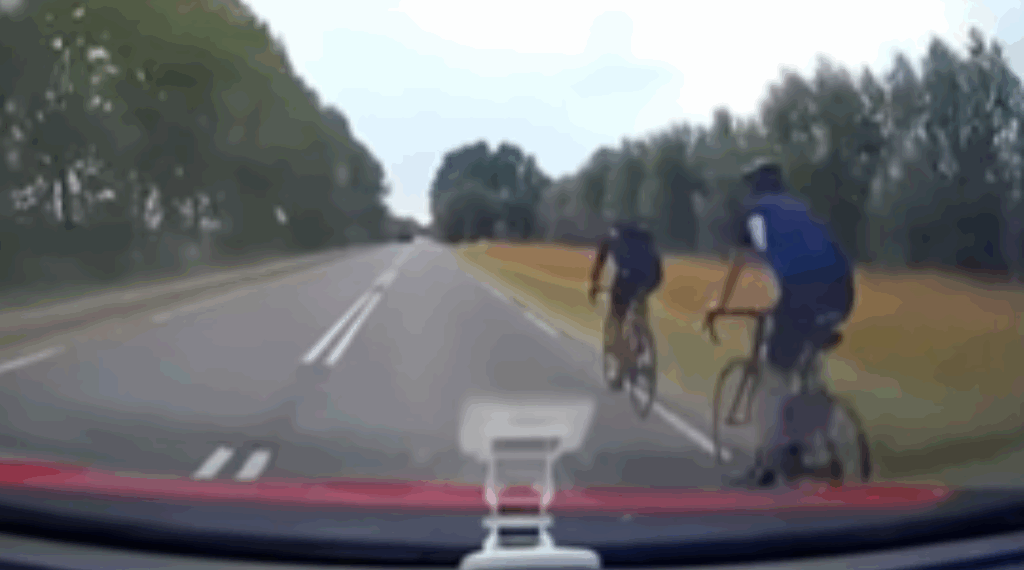 wielrenners verkeerd plek