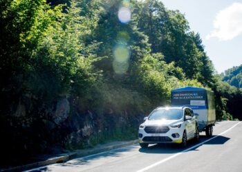uitsteken van lading auto