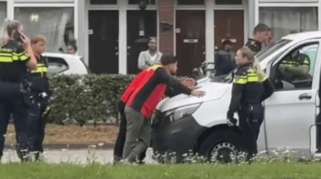politieactie DHL-bezorger