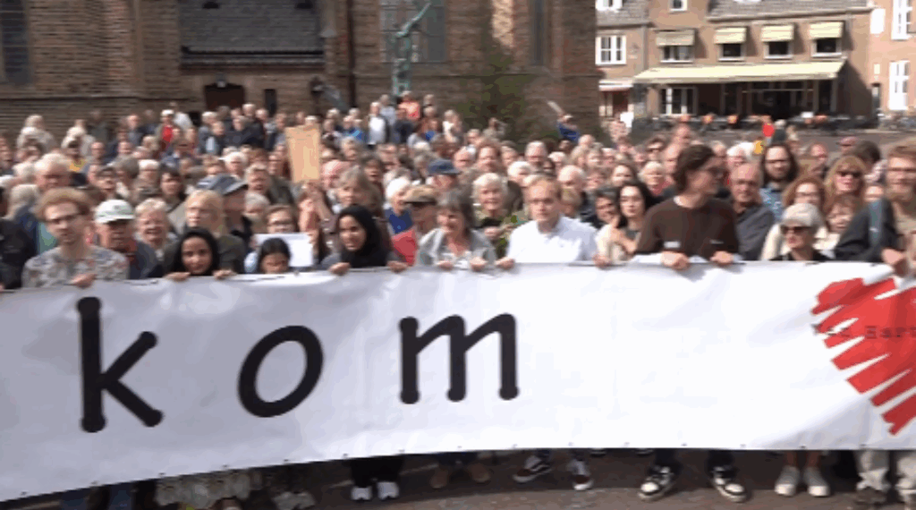 protest tegen asielmaatregelen