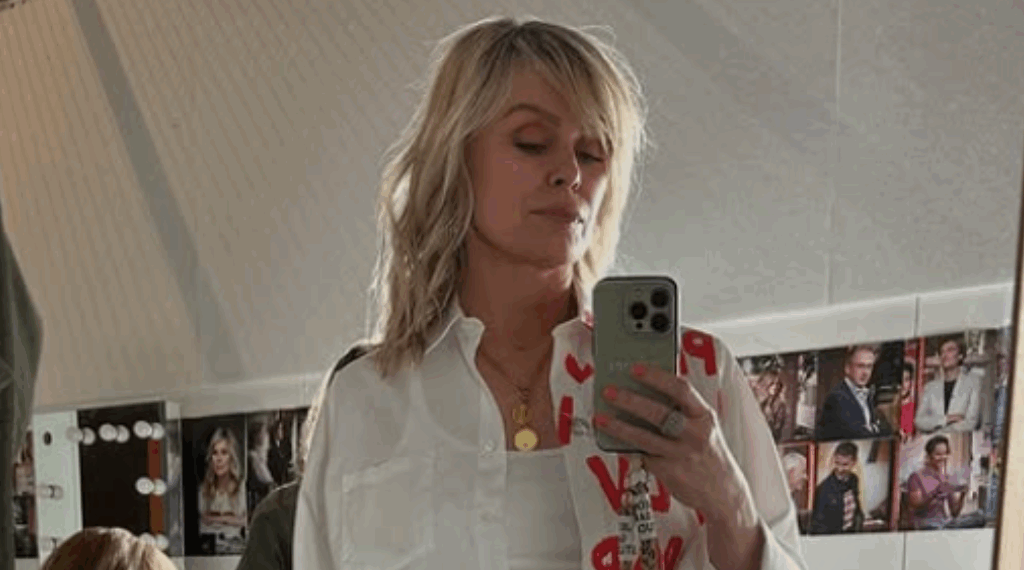 Bridget Maasland strandvideo