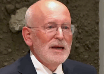 Timmermans verwijt Wilders