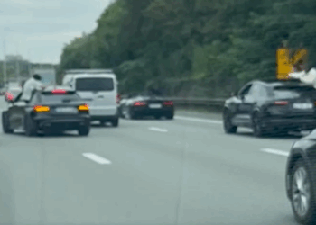 trouwstoet chaos snelweg