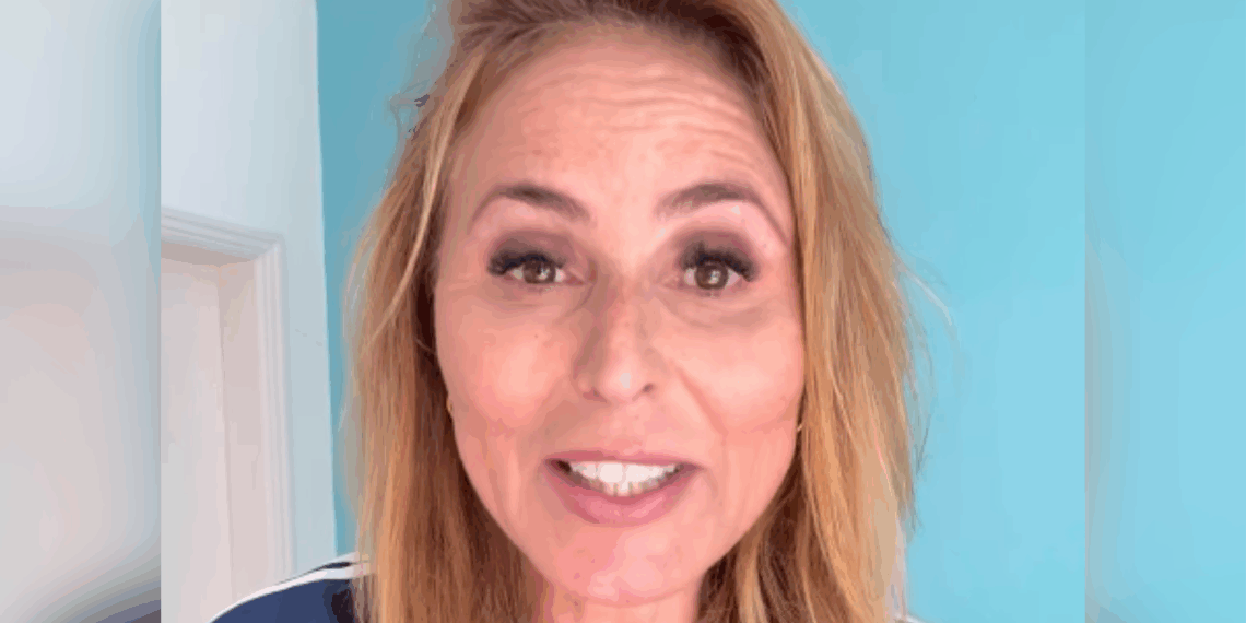 Heleen van Royen backstage lingerieshow