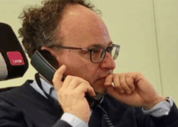 Koolmees verrast politiek Den Haag